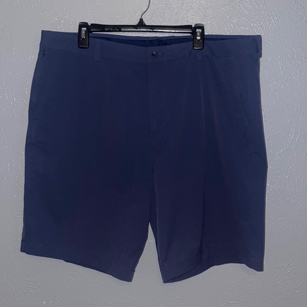 OTC Vineyard vines shorts size 40
